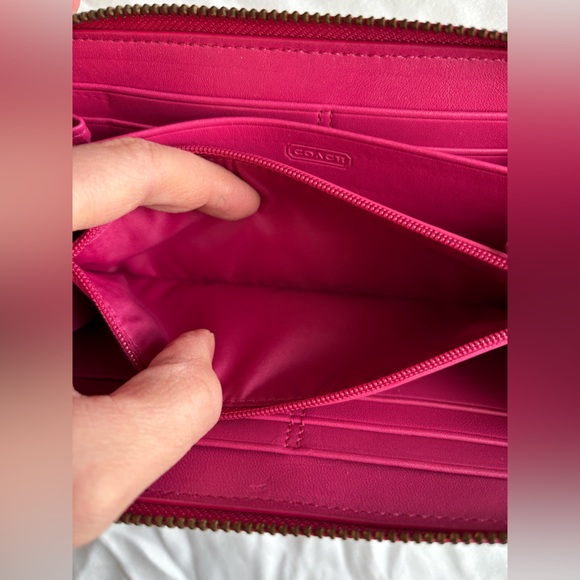 Coach Heritage Pink Plaid Tattersall Accordion Wallet Y2K - Picture 8 of 8